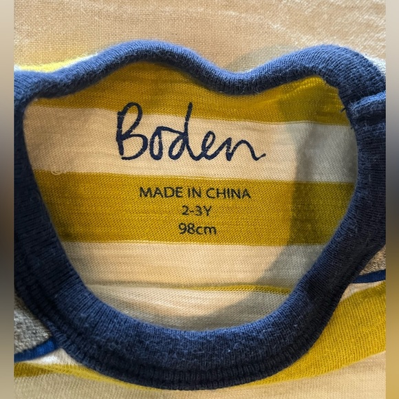 Mini Boden Raglan Long Sleeve Tee - Picture 2 of 2